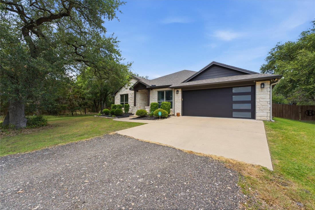 House in Salado, Texas, United States 3 - 18436951