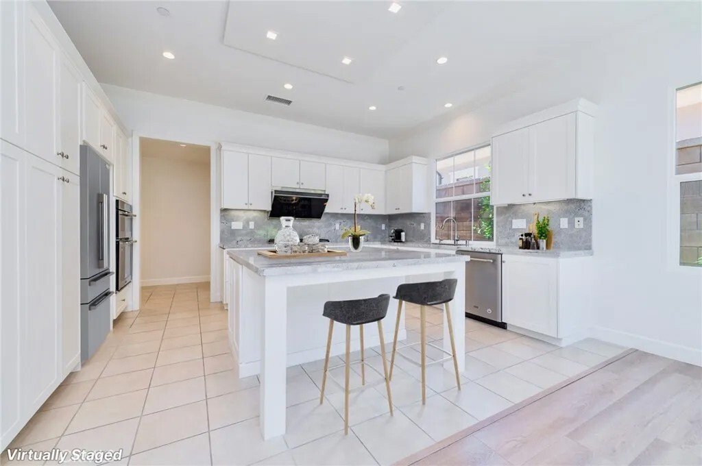 Condo in Irvine, California, United States 2 - 18439918