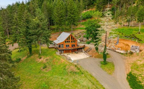 House in Veneta, Oregon, United States 1