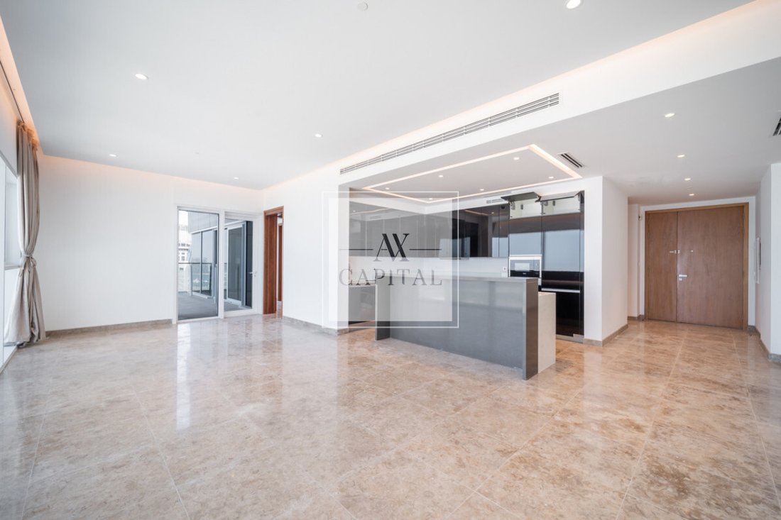 Apartment in United Arab Emirates 3 - 18438016