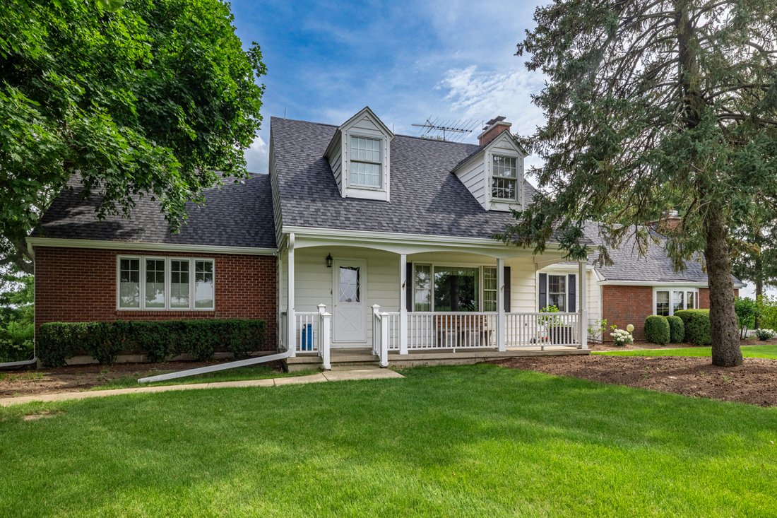 House in Sycamore, Illinois, United States 3 - 18440344