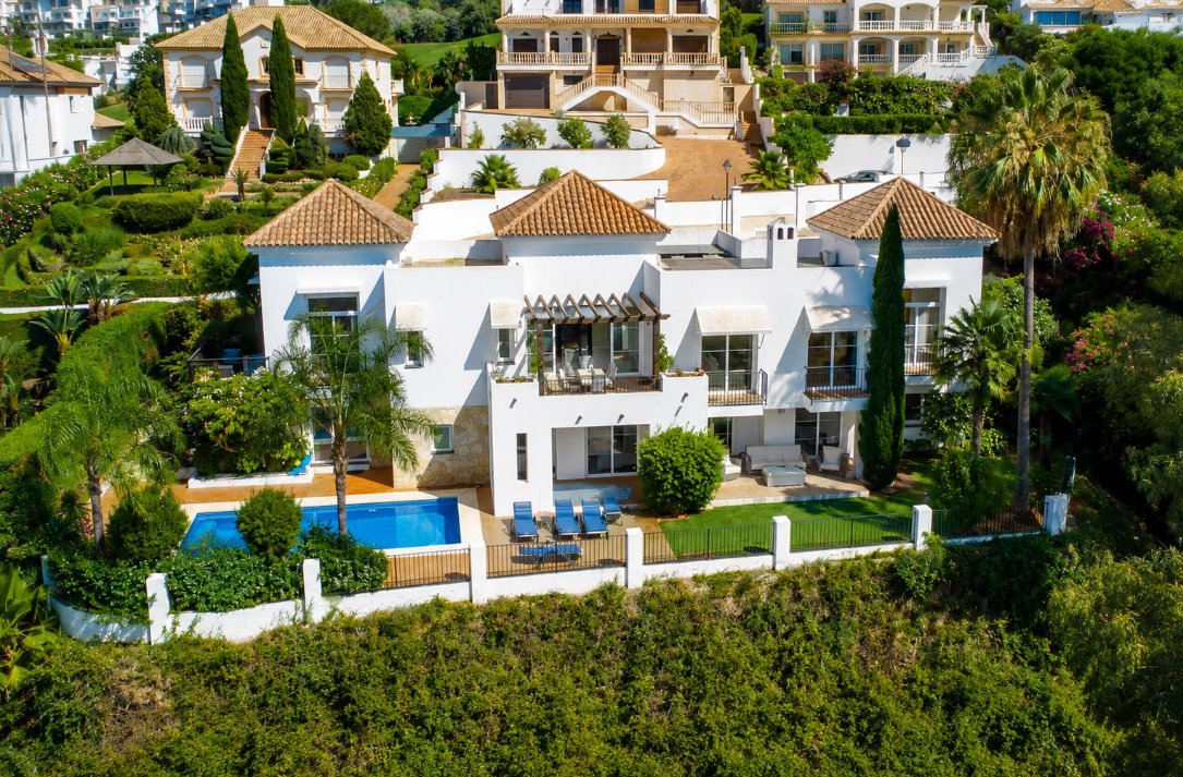 Villa in Marbella, Andalusia, Spain 2 - 18442902