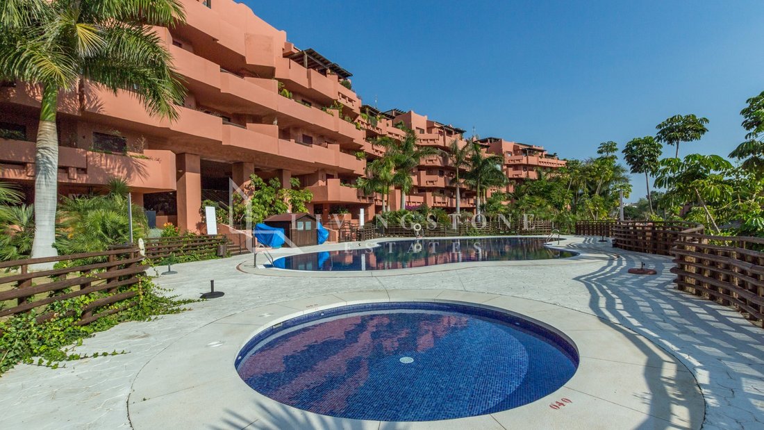 Apartment in Estepona, Andalusia, Spain 1 - 18439225