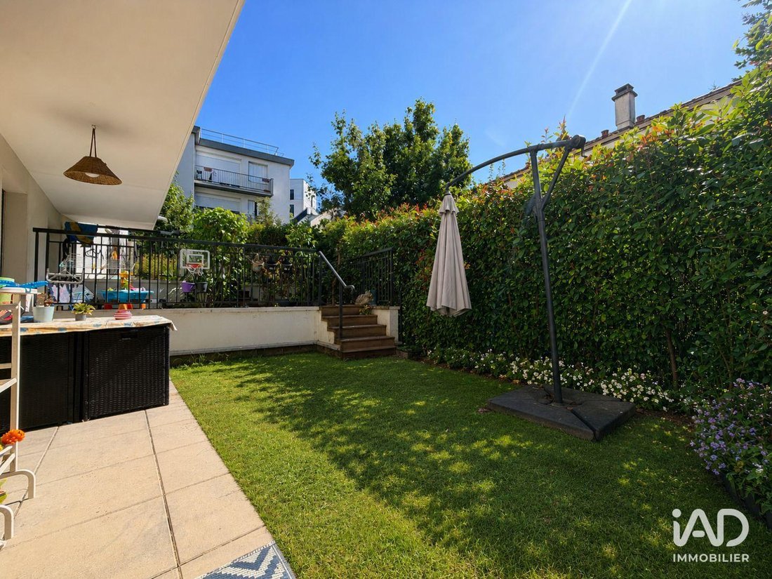 Apartment in Bois-Colombes, Ile-de-France, France 3 - 18438632