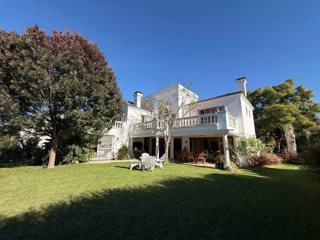 Haus in La Lonja, Provinz Buenos Aires, Argentinien 1 - 18435541