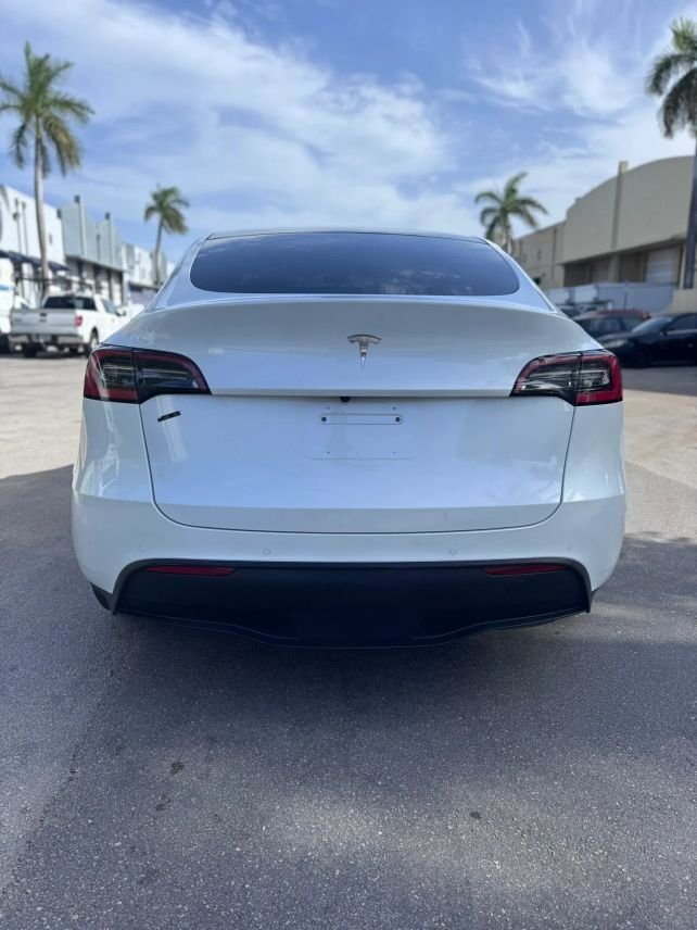 Suv in Miami, FL, United States 5 - 18424599