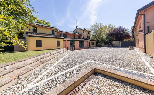 Villa a Vaciglio - Portile - Mugnano, Modena, Emilia-Romagna 1