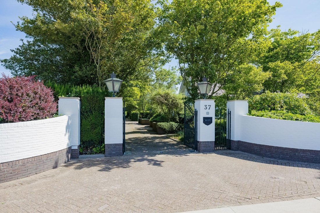 Villa in Warmond, South Holland, Netherlands 5 - 18438203