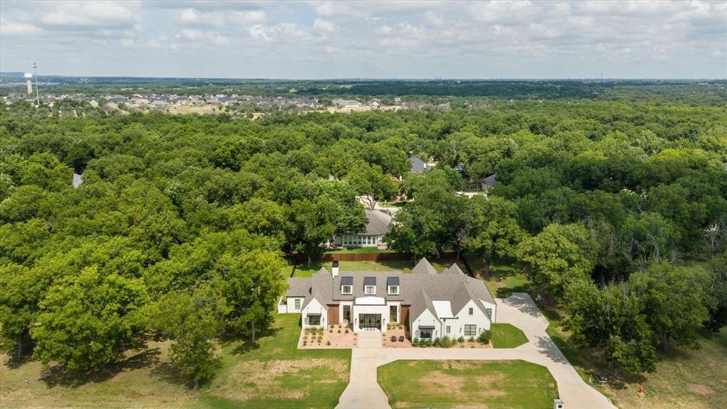 House in Granbury, Texas, United States 3 - 18416782