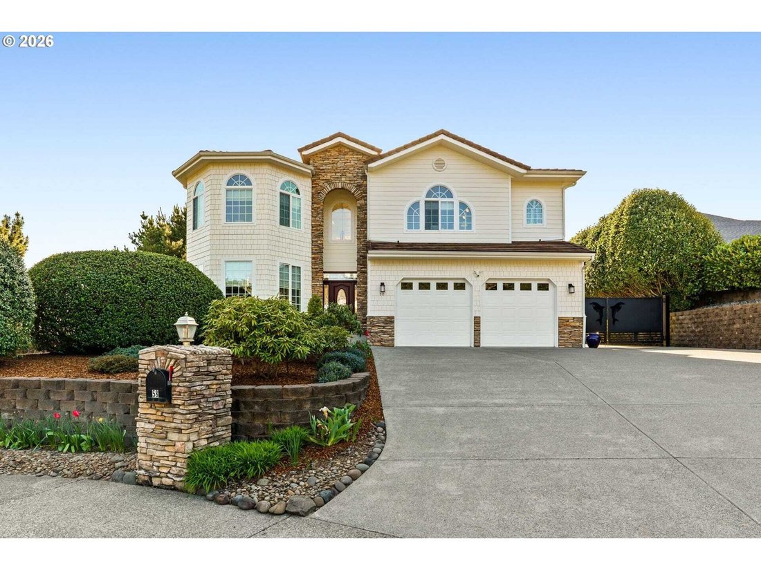 House in Florence, Oregon, United States 1 - 18439640