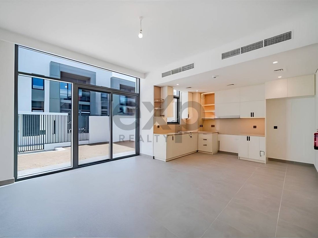 Townhouse in Wadi Al Safa 5, Wadi Al Safa, Dubai 2 - 18436667