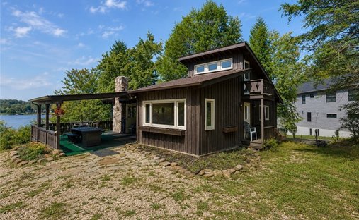 House in Indian Lake, Pennsylvania, United States 1