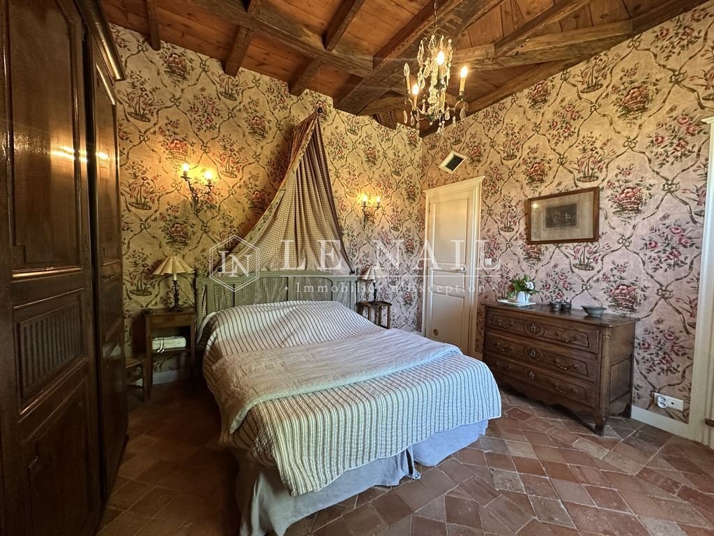 Estate in Rive Gauche de la Sèvre, Clisson, France 5 - 17991992