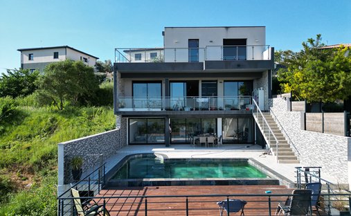 Villa in Meze, Occitania, France 1