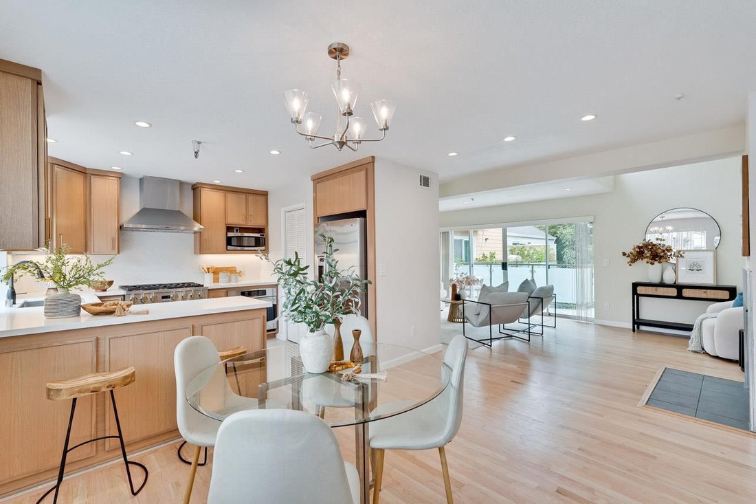 Townhouse in Mountain View, California, United States 1 - 18439635
