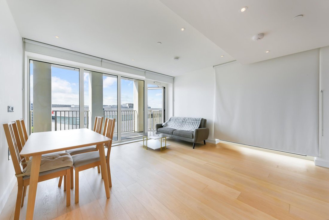 Apartment in White City, Hammersmith and Fulham, England 1 - 18439035