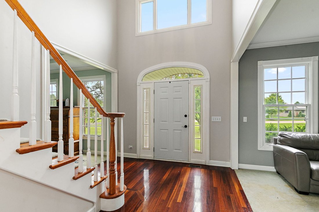 House in Pingree Grove, Illinois, United States 2 - 18437352