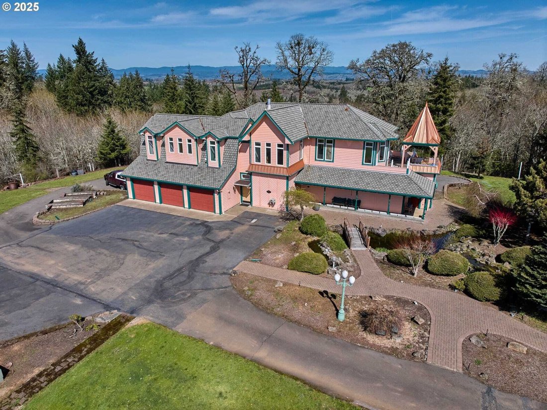 House in Dallas, Oregon, United States 2 - 18439614