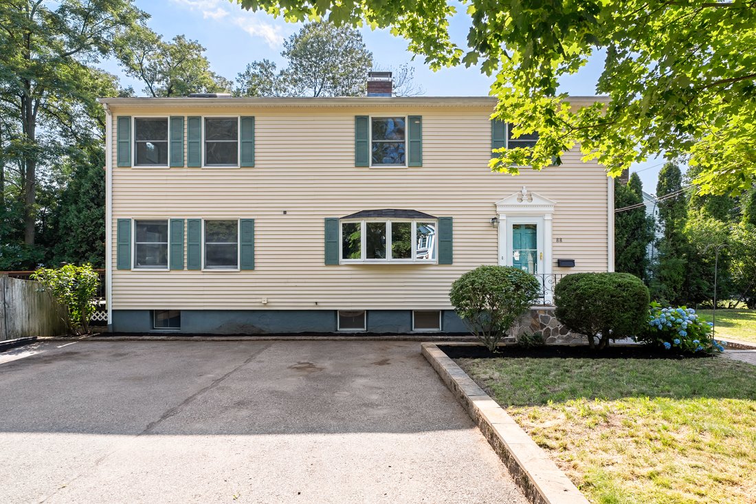 House in Arlington, Massachusetts, United States 2 - 18438718