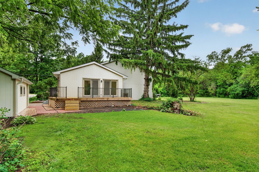 House in Wayne, Illinois, United States 2 - 18440320