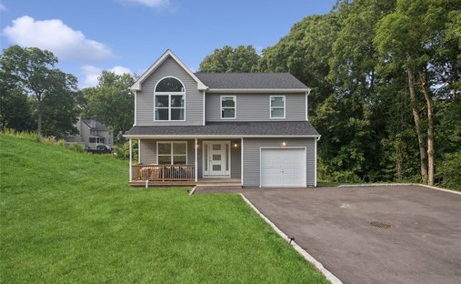 House in Lake Ronkonkoma, New York, United States 1