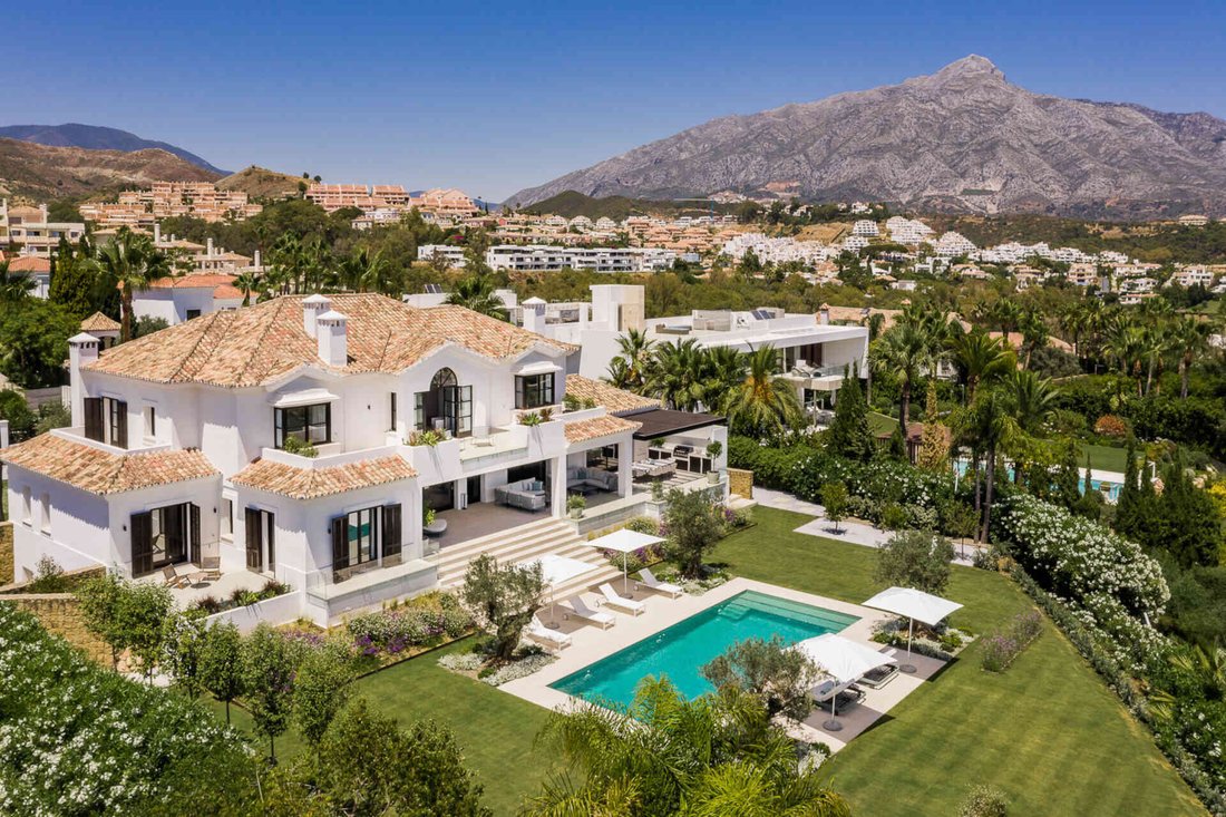 Villa in Marbella, Andalusia, Spain 2 - 18442447