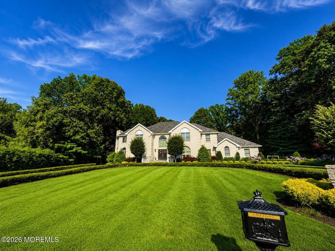 House in Holmdel, New Jersey, United States 3 - 18439790