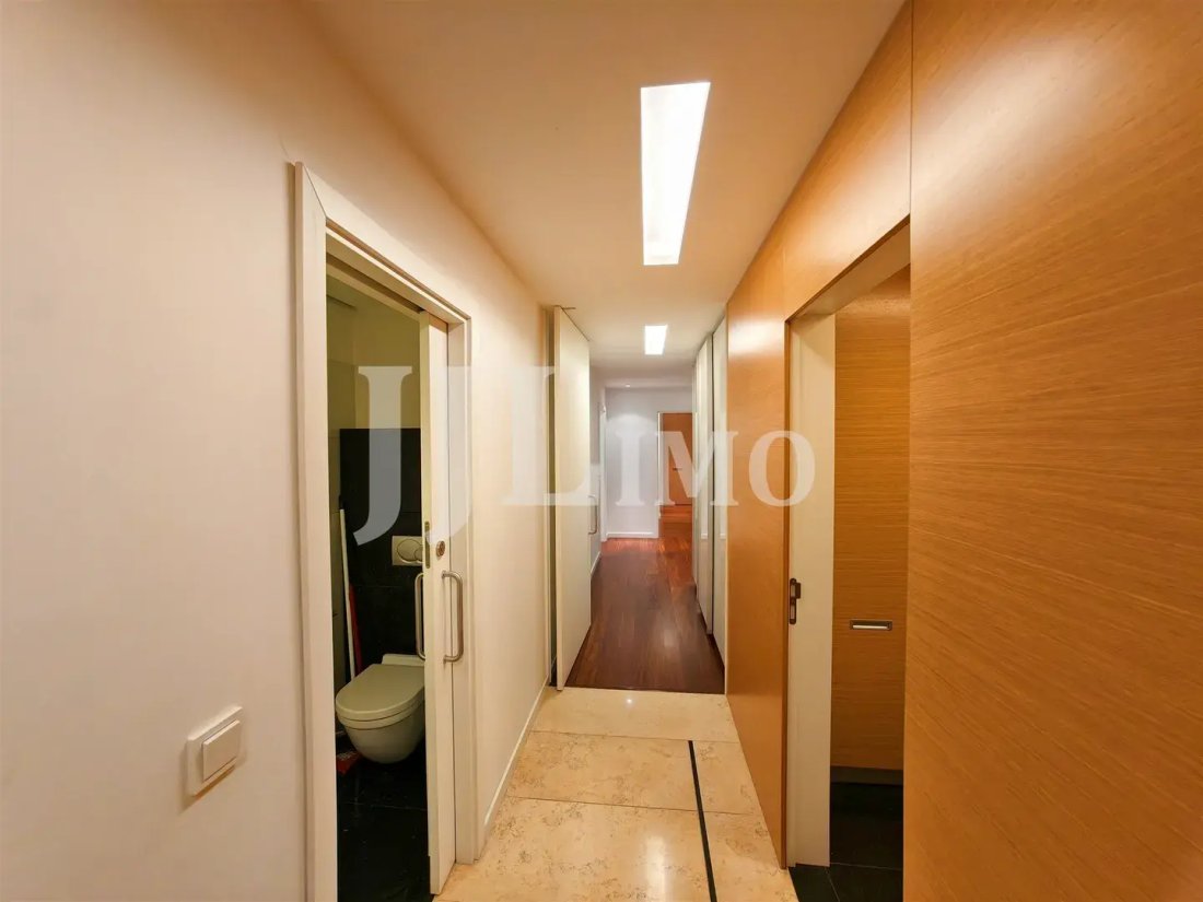 Apartment in Alvalade, Lisbon, Portugal 4 - 18436092
