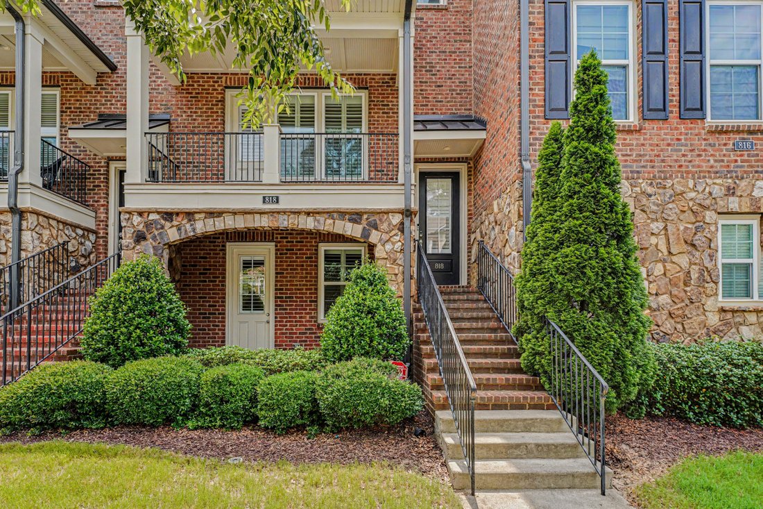 Townhouse in Raleigh, North Carolina, United States 1 - 18437932