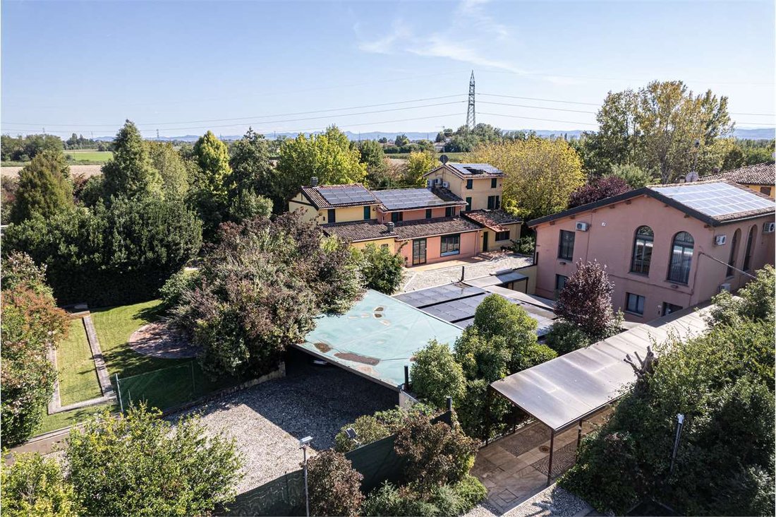 Villa in Vaciglio - Portile - Mugnano, Modena, Emilia-Romagna 4 - 18439061