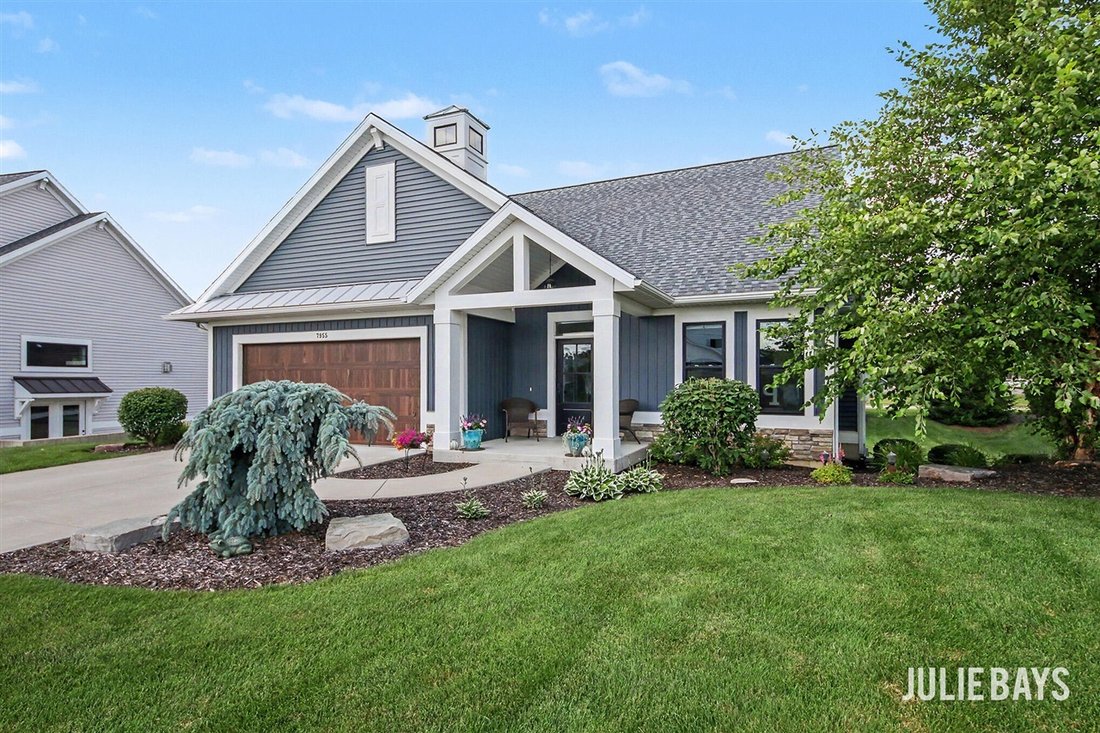 Condo in Byron Center, Michigan, United States 2 - 18439270