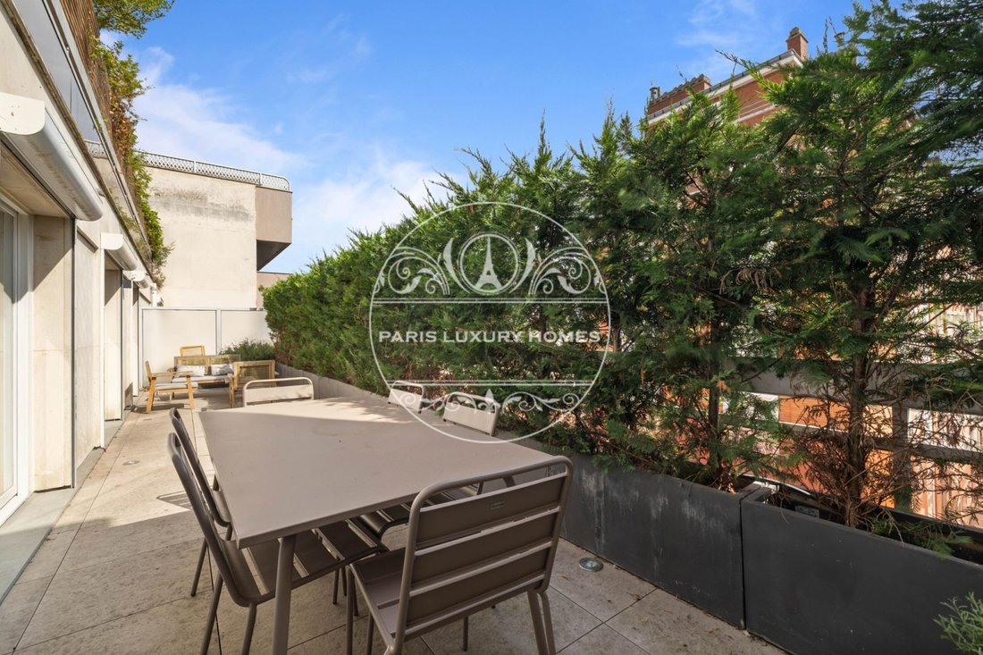 Apartment in Palais Royal, Paris 1er Arrondissement, Paris 2 - 18439543