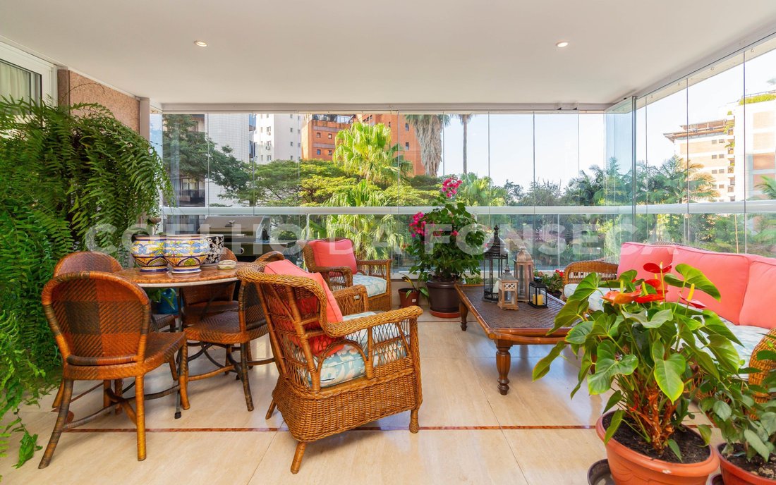 Condo in São Paulo, State of São Paulo, Brazil 1 - 15753785