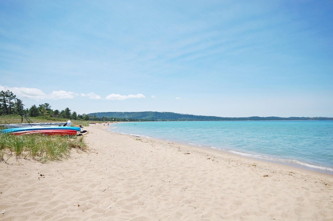 Condo in Glen Arbor, Michigan, United States 2 - 18439248