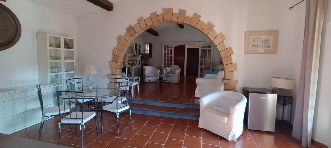 House in Partie Nord-Ferrieres-Cadenades-Rouviere, Le Muy, France 5 - 18443009