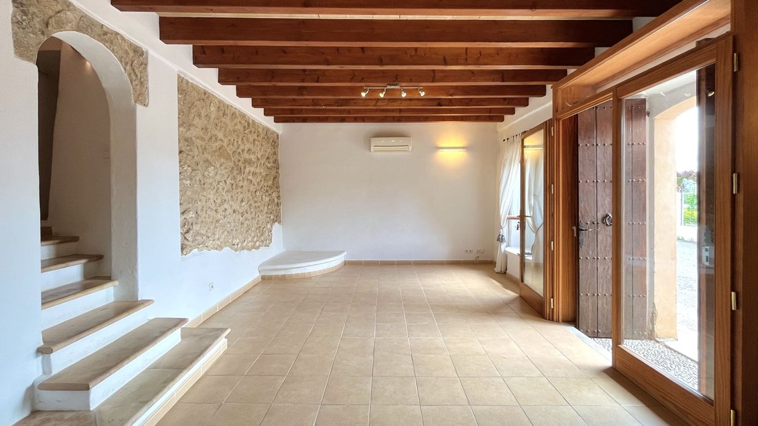 Townhouse in Mancor de la Vall, Balearic Islands, Spain 2 - 18441092