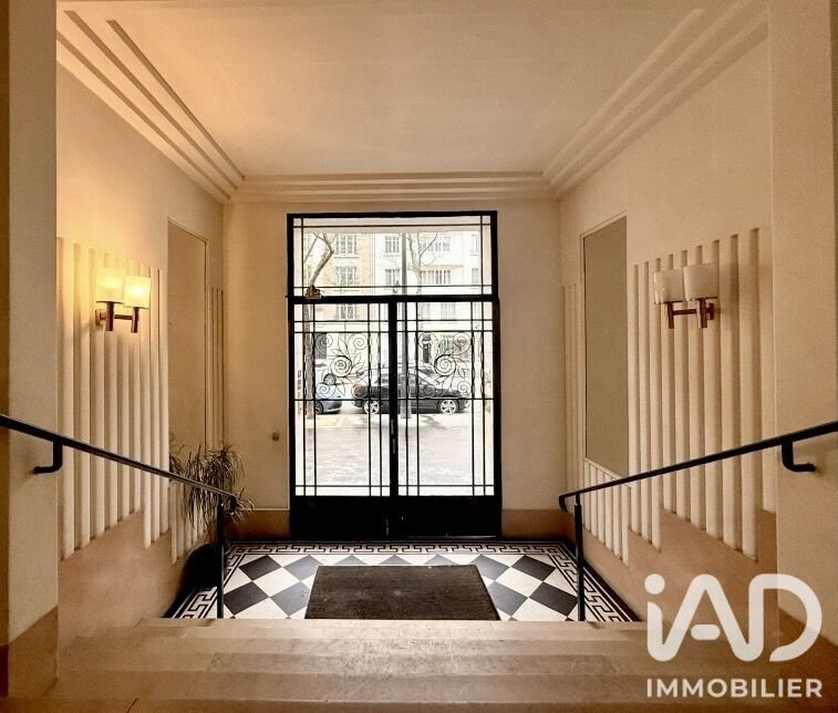 Apartment in Auteuil Nord, Paris 16e Arrondissement, Paris 2 - 18438633