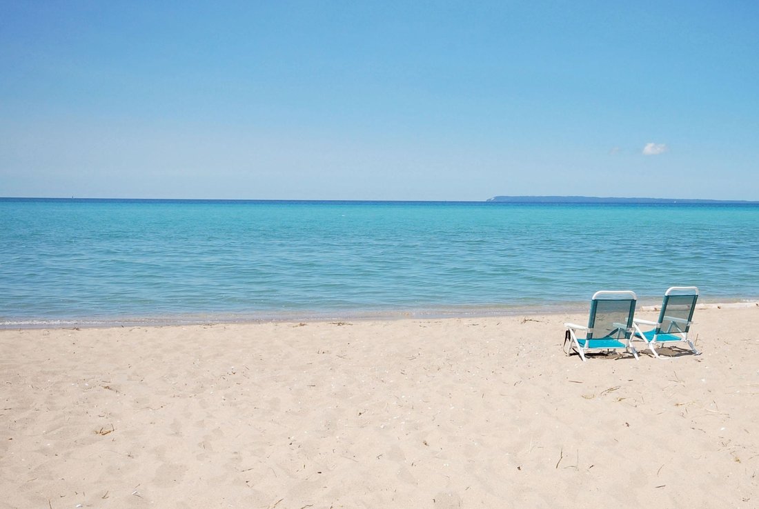Condo in Glen Arbor, Michigan, United States 1 - 18439248