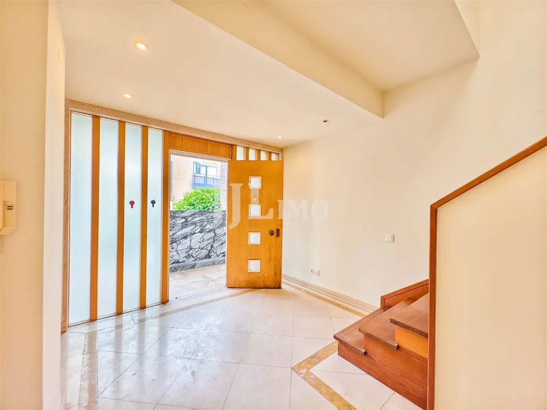 Townhouse in Parque das Nacoes, Lisbon, Portugal 5 - 18435902