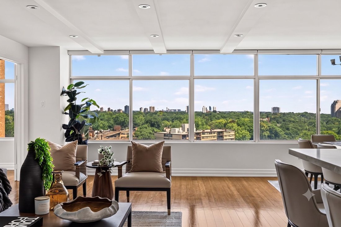 Condo in Toronto, Ontario, Canada 2 - 18441541
