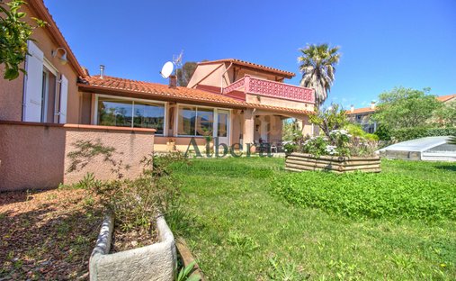 House in Maureillas-las-Illas, Occitania, France 1