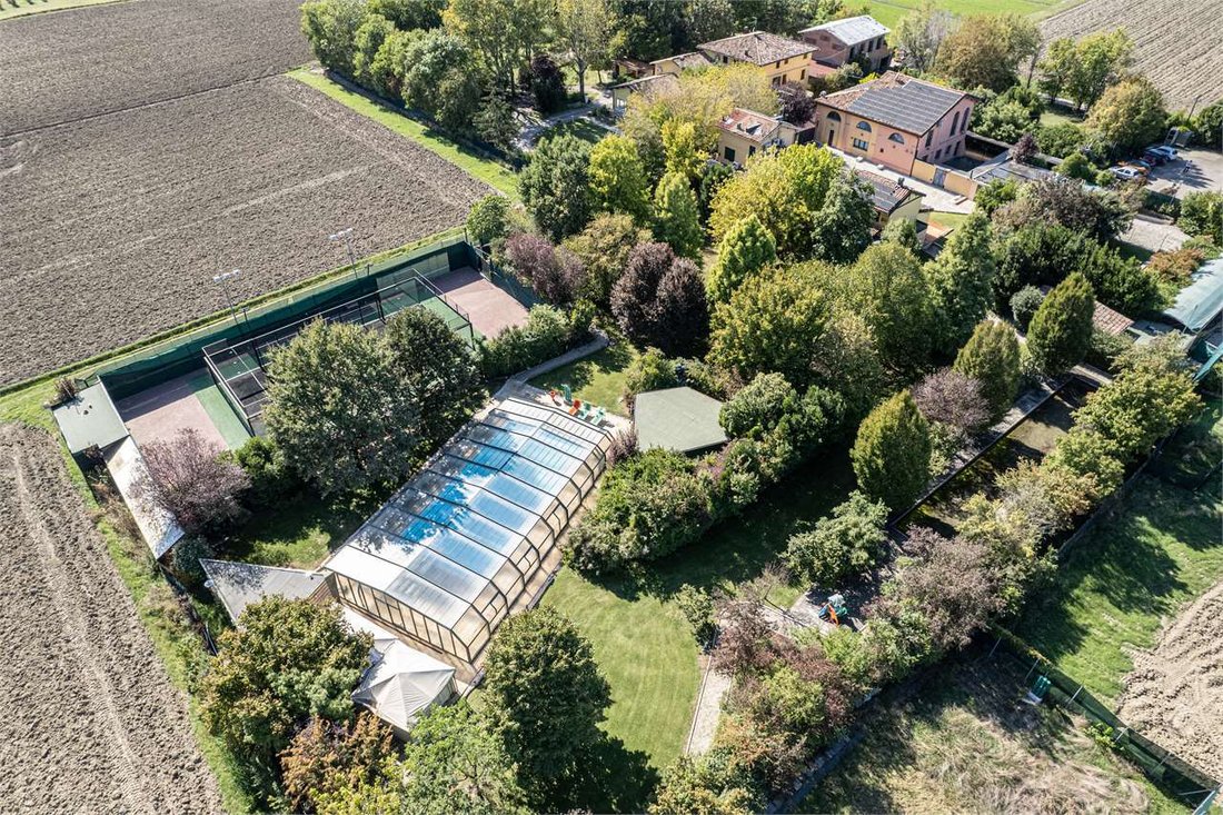 Villa in Vaciglio - Portile - Mugnano, Modena, Emilia-Romagna 2 - 18439061