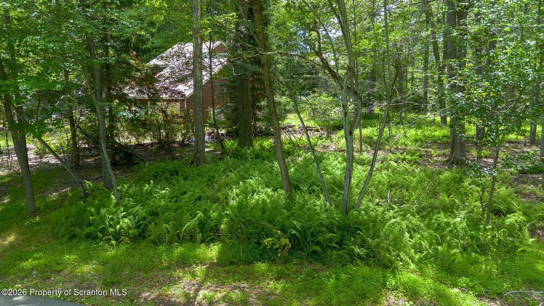 House in Pocono Pines, Pennsylvania, United States 4 - 18438385