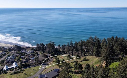 Land in Nehalem, Oregon, United States 1