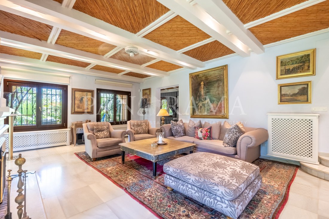 Villa in Nueva Andalucia, Marbella, Spain 3 - 10566049