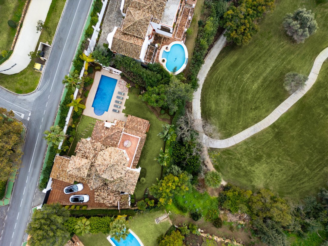 Villa in La Quinta, Benahavis, Andalusia 2 - 18436205
