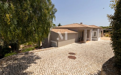 Casa a Lagoa e Carvoeiro, Algarve, Portogallo 1