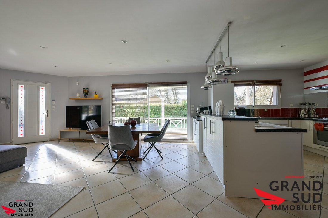 House in Bourg-Croix d'Hins, Cestas, France 2 - 17298568