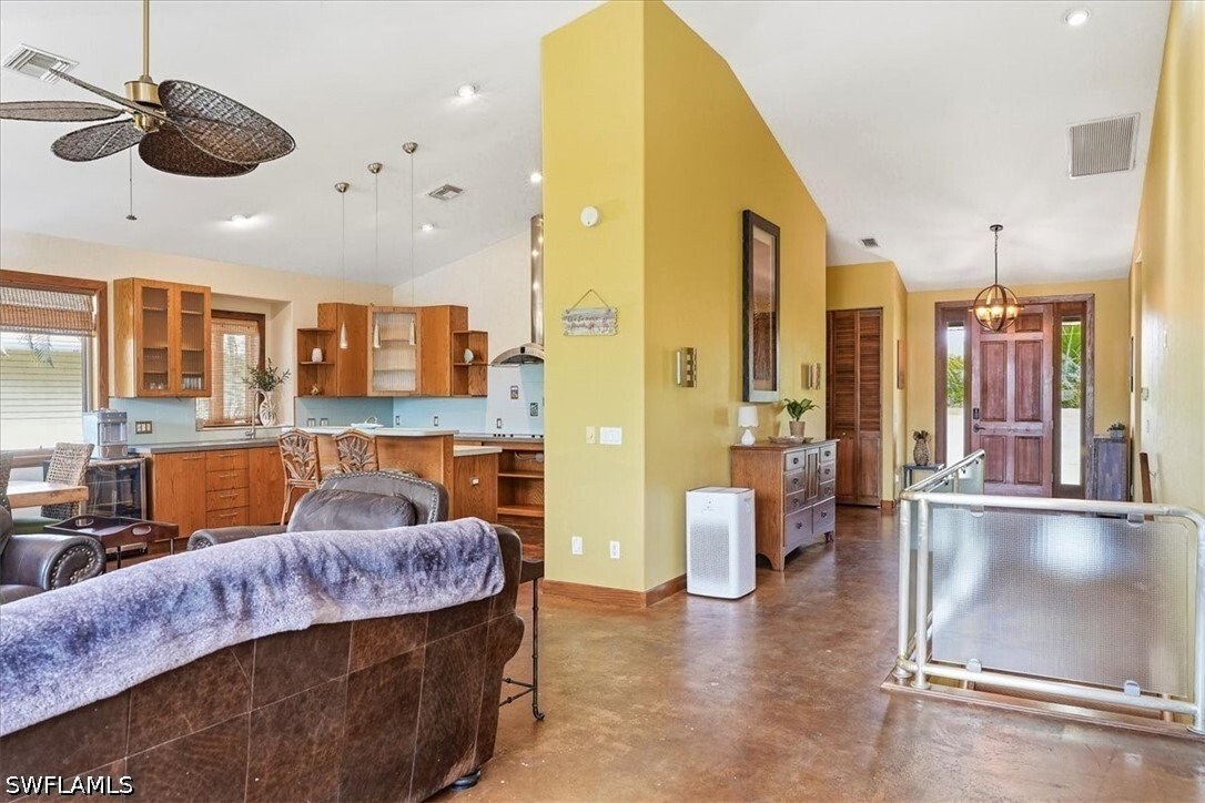House in Naples, Florida, United States 5 - 18439103