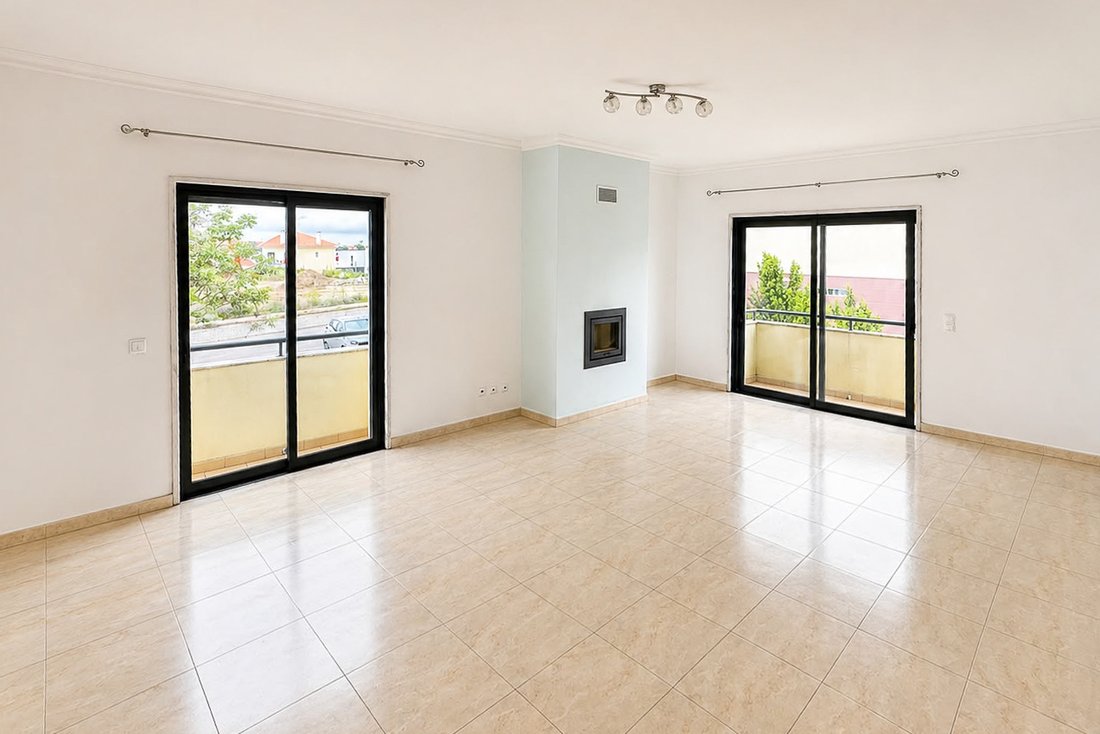 Apartment in Porto Salvo, Lisbon, Portugal 1 - 18440998